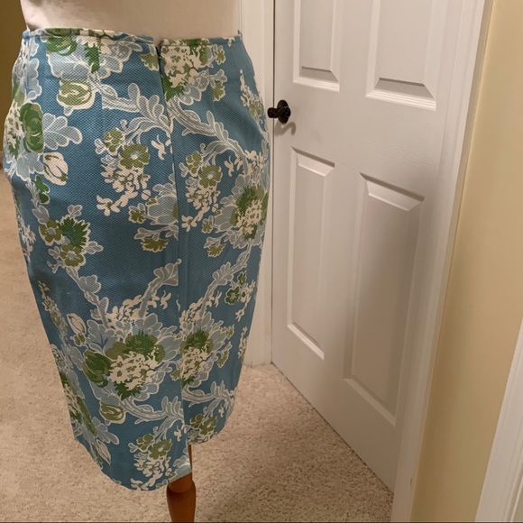 Talbot’s Blue/Green Floral Print Pencil Skirt - Picture 2 of 5